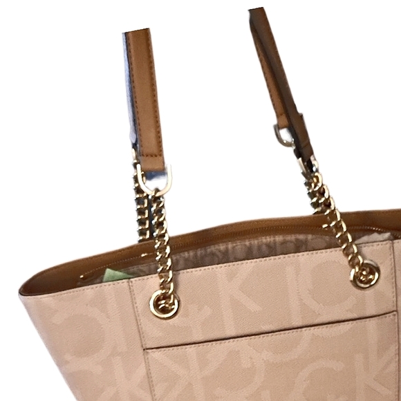 Calvin Klein Hayden Tote - Large - NWT - Picture 6 of 7